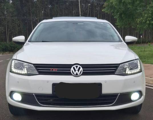 VOLKSWAGEN JETTA 2.0 TSI HIGHLINE 211CV GASOLINA 4P TIPTRONIC